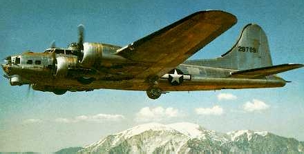 «серебристый» B-17G в небе над Европой