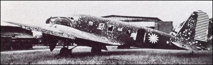 Mitsubishi Ki.57 с опознавательными знакми ВВС Гоминдана