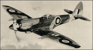Сборная модель истребителя Supermarine Spitfire Mk.II